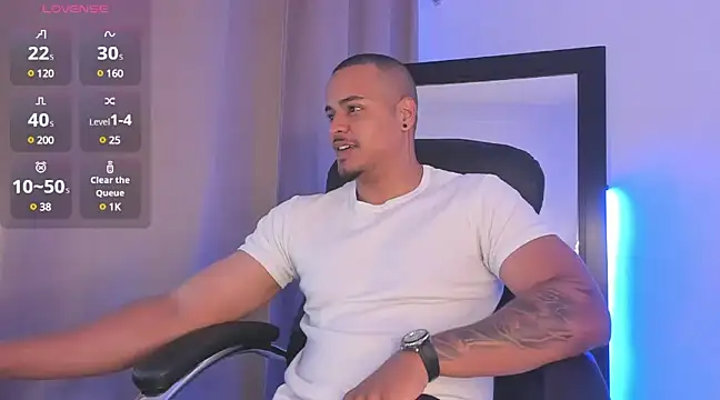 AshtonnSummer online show from March 22, 2025, 12:39 am