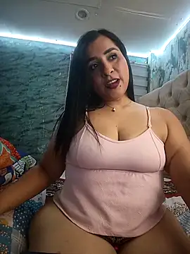 Snapshot of L_ucero chatting on October 22, 2025, 3:51 am L ucero online show from October 22, 2025, 3:51 am