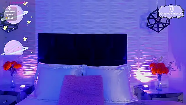 Snapshot of Melody_Black_ chatting on June 8, 2026, 8:09 pm Melody Black online show from June 8, 2026, 8:09 pm