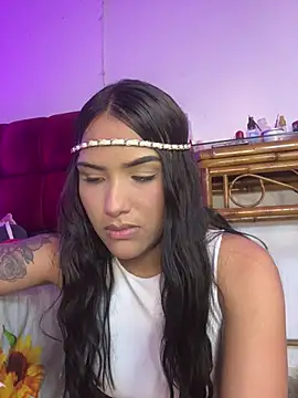 iamsara 21 online show from July 28, 2026, 4:41 am