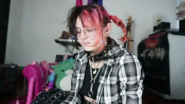 Devil And Princess online show from September 15, 2025, 6:52 pm