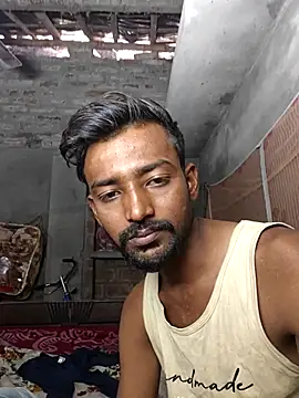 India HOT23 online show from November 25, 2025, 5:18 am