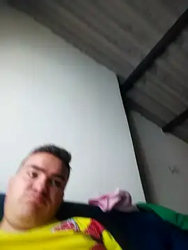 Snapshot of Andy-rtg chatting on November 22, 2025, 2:27 pm Andy-rtg online show from November 22, 2025, 2:27 pm