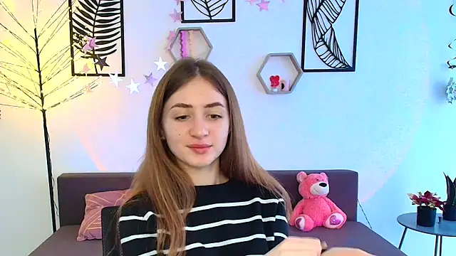 Snapshot of LilyHaart chatting on March 12, 2025, 2:12 pm LilyHaart online show from March 12, 2025, 2:12 pm