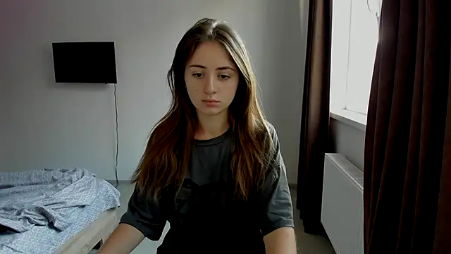 Snapshot of LilyHaart chatting on September 23, 2025, 4:37 am LilyHaart online show from September 23, 2025, 4:37 am