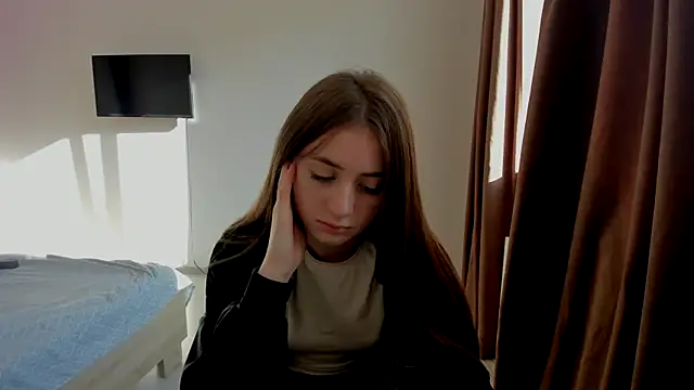 Snapshot of LilyHaart chatting on November 14, 2025, 11:42 am LilyHaart online show from November 14, 2025, 11:42 am