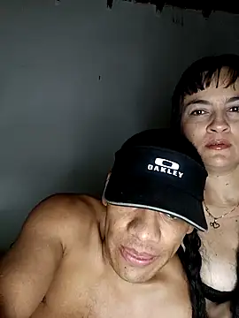 Snapshot of megan_milf79 chatting on March 21, 2025, 12:18 am megan milf79 online show from March 21, 2025, 12:18 am