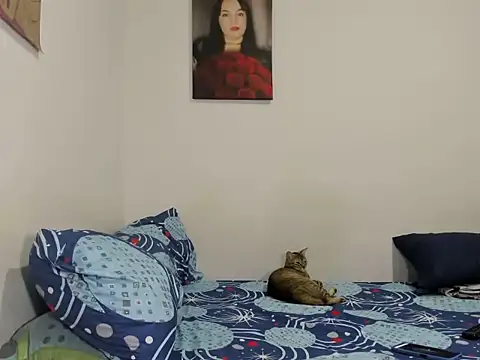 Snapshot of megan_milf79 chatting on October 23, 2025, 10:14 am megan milf79 online show from October 23, 2025, 10:14 am