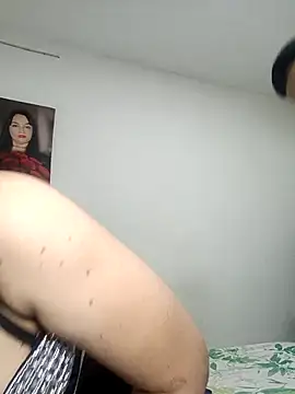 Snapshot of megan_milf79 chatting on November 30, 2025, 5:39 pm megan milf79 online show from November 30, 2025, 5:39 pm