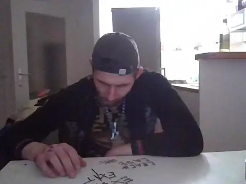 Snapshot of ThePython666 chatting on March 18, 2025, 6:26 pm ThePython666 online show from March 18, 2025, 6:26 pm