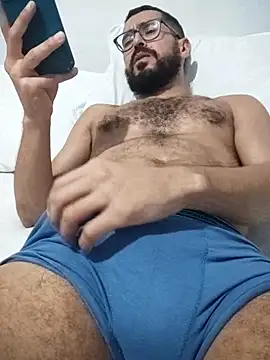 pdasgyn online show from April 12, 2026, 5:45 am