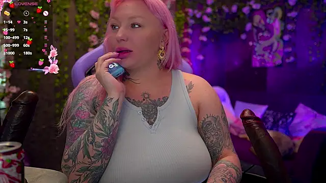 BlackedBarbie online show from October 18, 2025, 7:36 pm