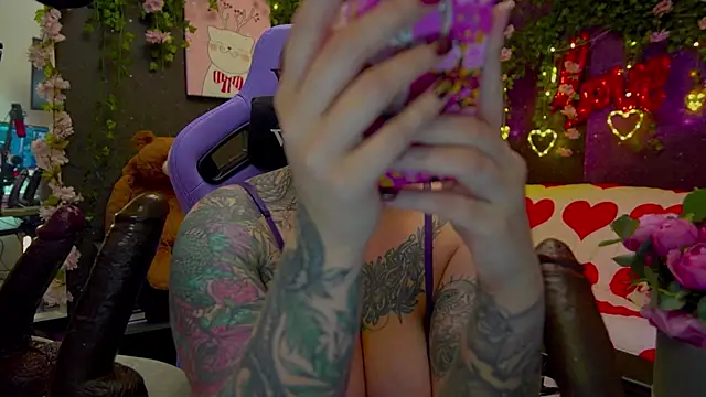 Snapshot of BlackedBarbie chatting on February 15, 2026, 7:10 pm BlackedBarbie online show from February 15, 2026, 7:10 pm