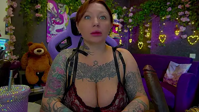 Snapshot of BlackedBarbie chatting on March 1, 2026, 7:27 pm BlackedBarbie online show from March 1, 2026, 7:27 pm