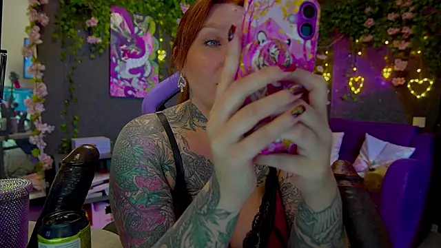 Snapshot of BlackedBarbie chatting on March 8, 2026, 6:55 pm BlackedBarbie online show from March 8, 2026, 6:55 pm