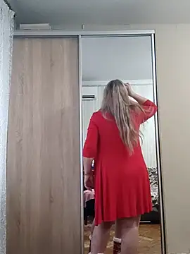 Irina3718 online show from November 13, 2025, 5:39 am