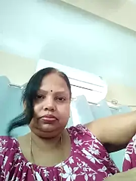 Arohi35 online show from May 18, 2026, 2:18 am