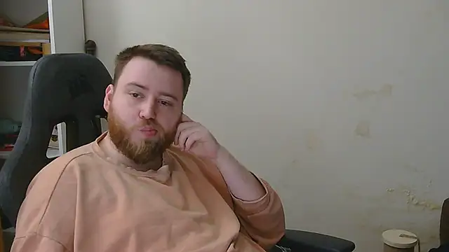 orangegummybear online show from February 15, 2026, 11:56 pm