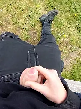 boasbuiten online show from April 13, 2026, 1:49 pm