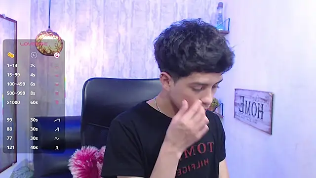 Snapshot of Sam_Daves chatting on March 12, 2025, 4:13 pm Sam Daves online show from March 12, 2025, 4:13 pm