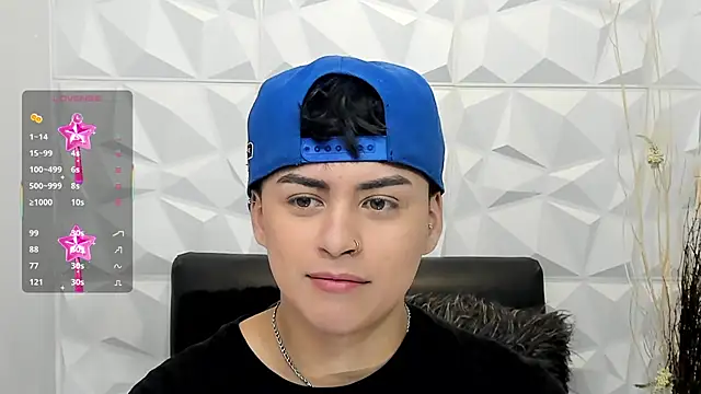 Snapshot of Sam_Daves chatting on November 10, 2025, 1:32 pm Sam Daves online show from November 10, 2025, 1:32 pm