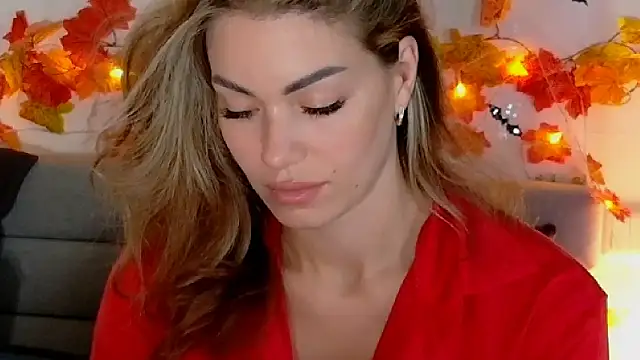 SweetDarling7 online show from October 27, 2025, 11:36 am