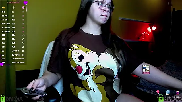 Snapshot of Lilysweet13 chatting on October 28, 2025, 1:47 pm Lilysweet13 online show from October 28, 2025, 1:47 pm