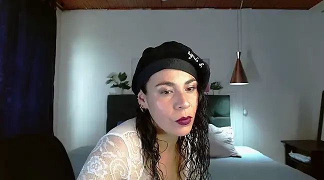 mia velvet1 online show from March 13, 2025, 3:39 pm