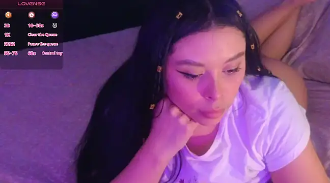 Snapshot of Hecate_gh chatting on March 19, 2025, 9:37 pm Hecate gh online show from March 19, 2025, 9:37 pm