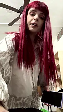Snapshot of LoganPeny chatting on July 24, 2026, 6:33 am LoganPeny online show from July 24, 2026, 6:33 am