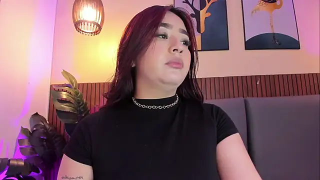 Snapshot of MelinaCruz chatting on May 31, 2026, 1:03 am MelinaCruz online show from May 31, 2026, 1:03 am