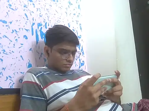 sutfvkii online show from March 29, 2026, 5:02 pm