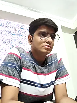 Snapshot of sutfvkii chatting on April 14, 2026, 5:19 pm sutfvkii online show from April 14, 2026, 5:19 pm