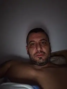 yourflowerpink online show from December 19, 2025, 7:43 pm