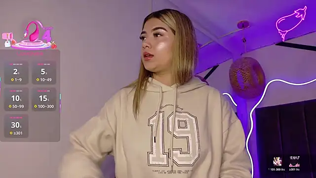 natasha  black online show from October 23, 2025, 7:34 pm