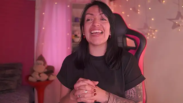 Madison Mayer online show from April 6, 2026, 12:17 pm