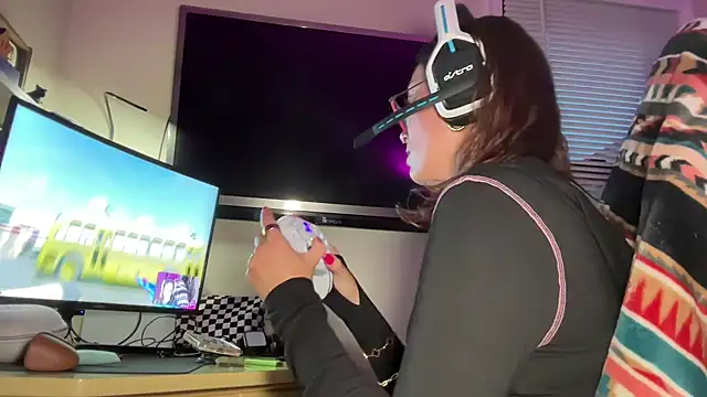 SpaceCowWhore online show from September 9, 2025, 11:26 pm