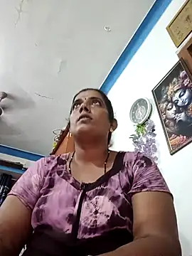 kissmetha online show from September 22, 2025, 11:45 am