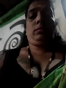 kissmetha online show from March 3, 2026, 2:12 pm