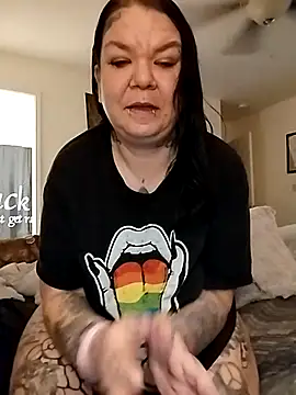 Snapshot of Brooklync03 chatting on January 8, 2026, 12:18 pm Brooklync03 online show from January 8, 2026, 12:18 pm