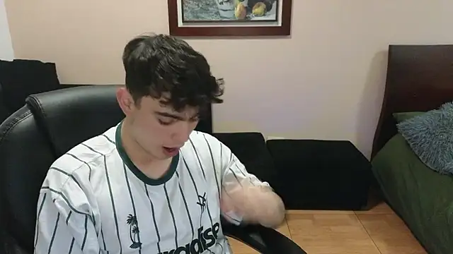 lukeboyce33 online show from March 14, 2026, 11:21 pm