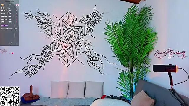 Emmi Roberts online show from April 17, 2026, 8:12 pm