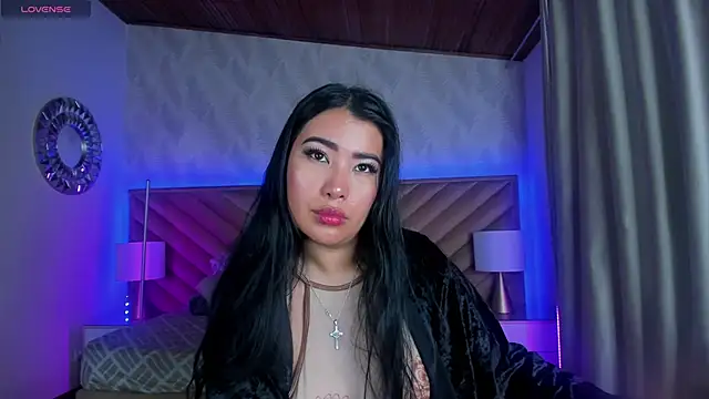 alice kingsley  online show from May 14, 2026, 8:26 pm