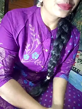 Snapshot of Shalini_telugu09 chatting on May 13, 2026, 2:58 pm Shalini telugu09 online show from May 13, 2026, 2:58 pm