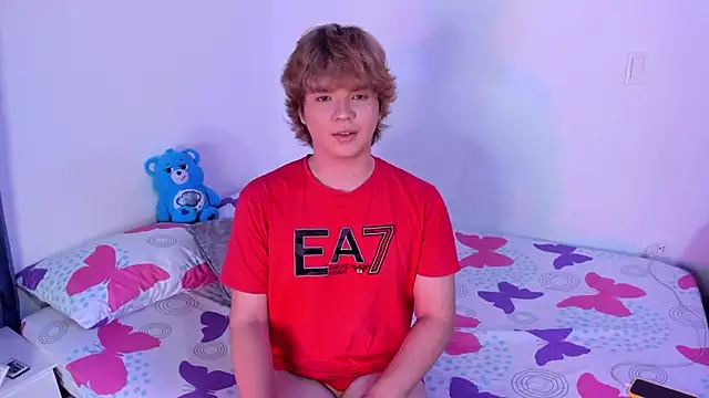 adam angelssss online show from February 18, 2026, 1:51 pm