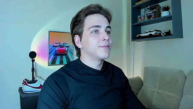 Snapshot of Eric_ether chatting on September 9, 2025, 7:35 pm Eric ether online show from September 9, 2025, 7:35 pm