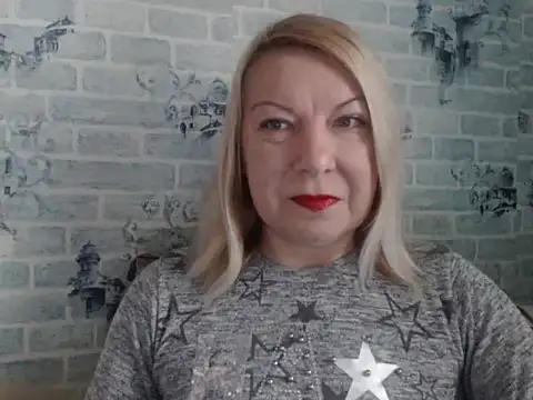Snapshot of Lillia_Ray chatting on November 22, 2025, 8:24 am Lillia Ray online show from November 22, 2025, 8:24 am