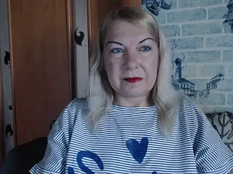 Lillia Ray online show from May 29, 2026, 7:39 am