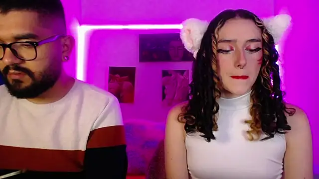 TwinFlamesX online show from September 23, 2025, 6:49 am