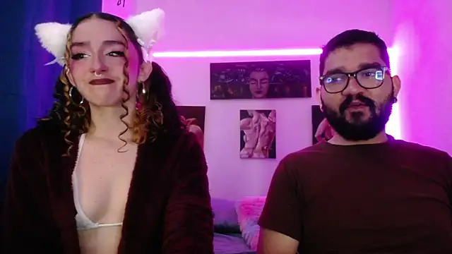 TwinFlamesX online show from October 15, 2025, 4:18 pm